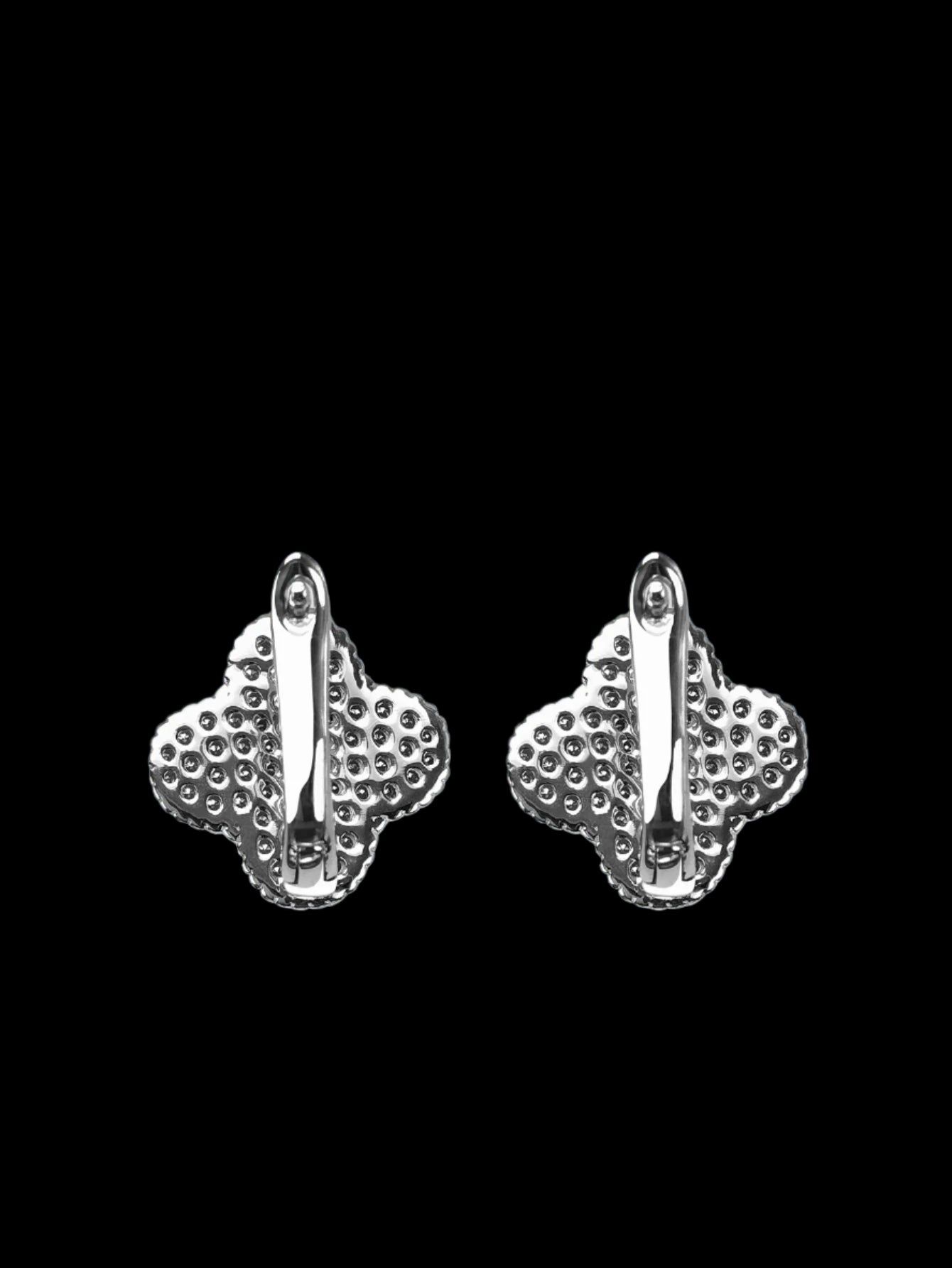 Lustré Moissanite Four Leaf Clover Earring