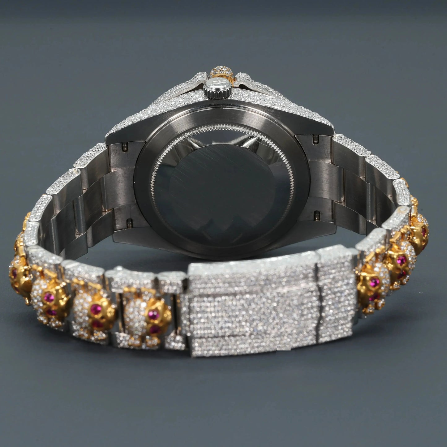 Lustré Moissanite Custom Saphire Buss Down Watch