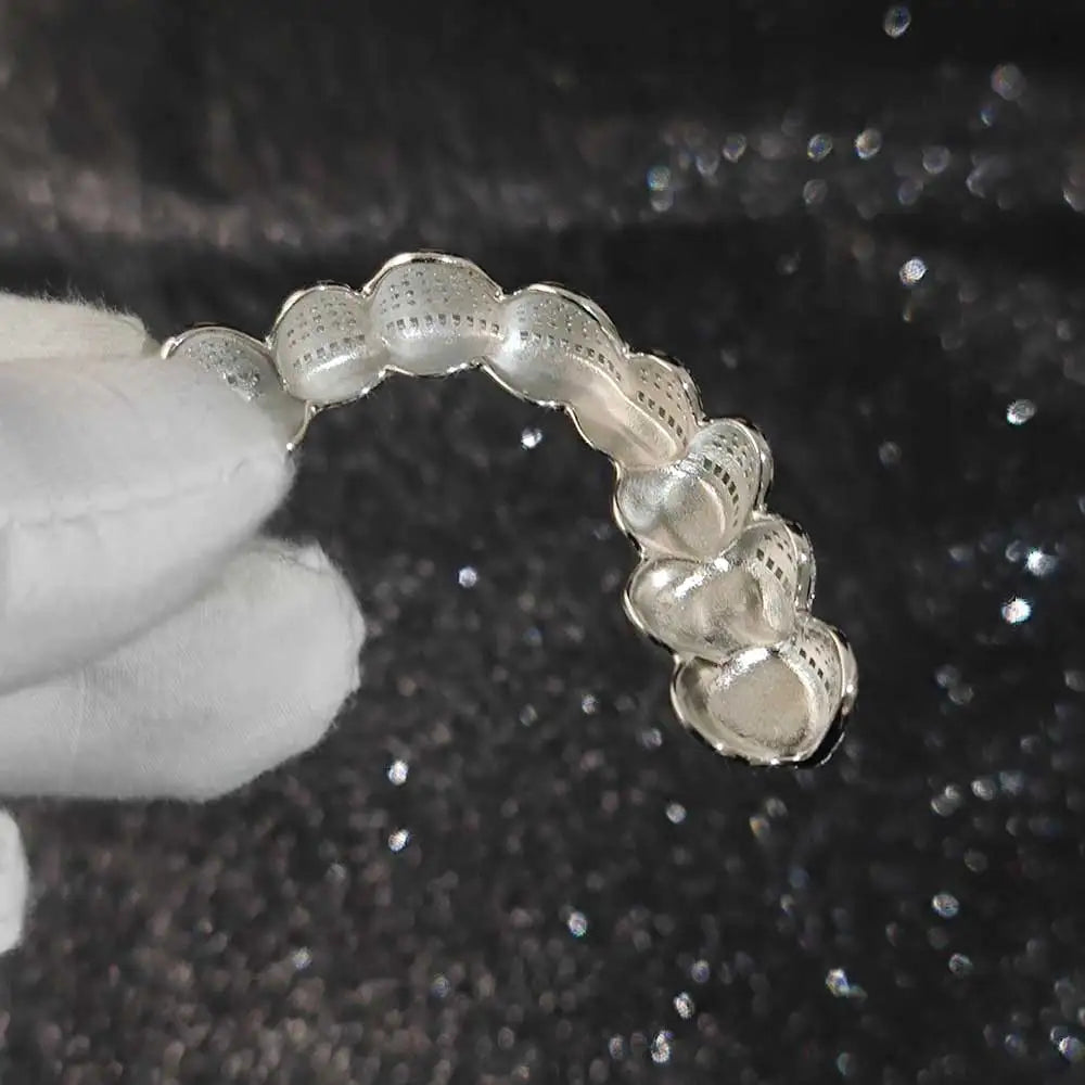Lustré Round & Baguette VVS Moissanite Grillz
