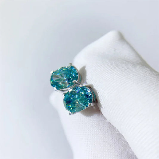 Lustré Green Moissanite Earrings