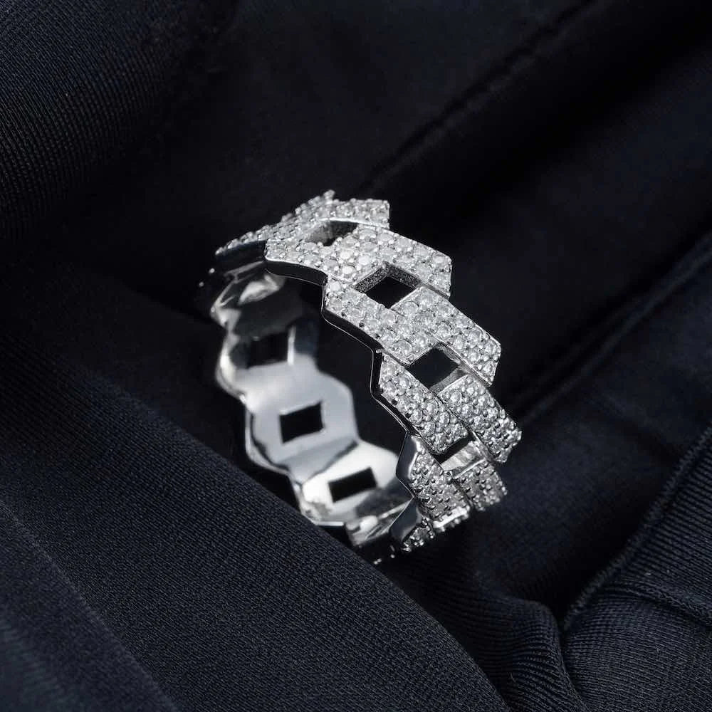 Lustré Moissanite Cuban Link Ring